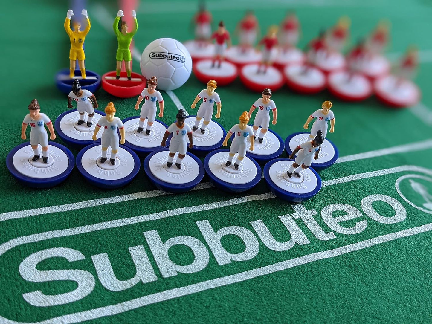 Subbuteo Official England Lionesses Main Game for Age 6 Years and Over UKUK