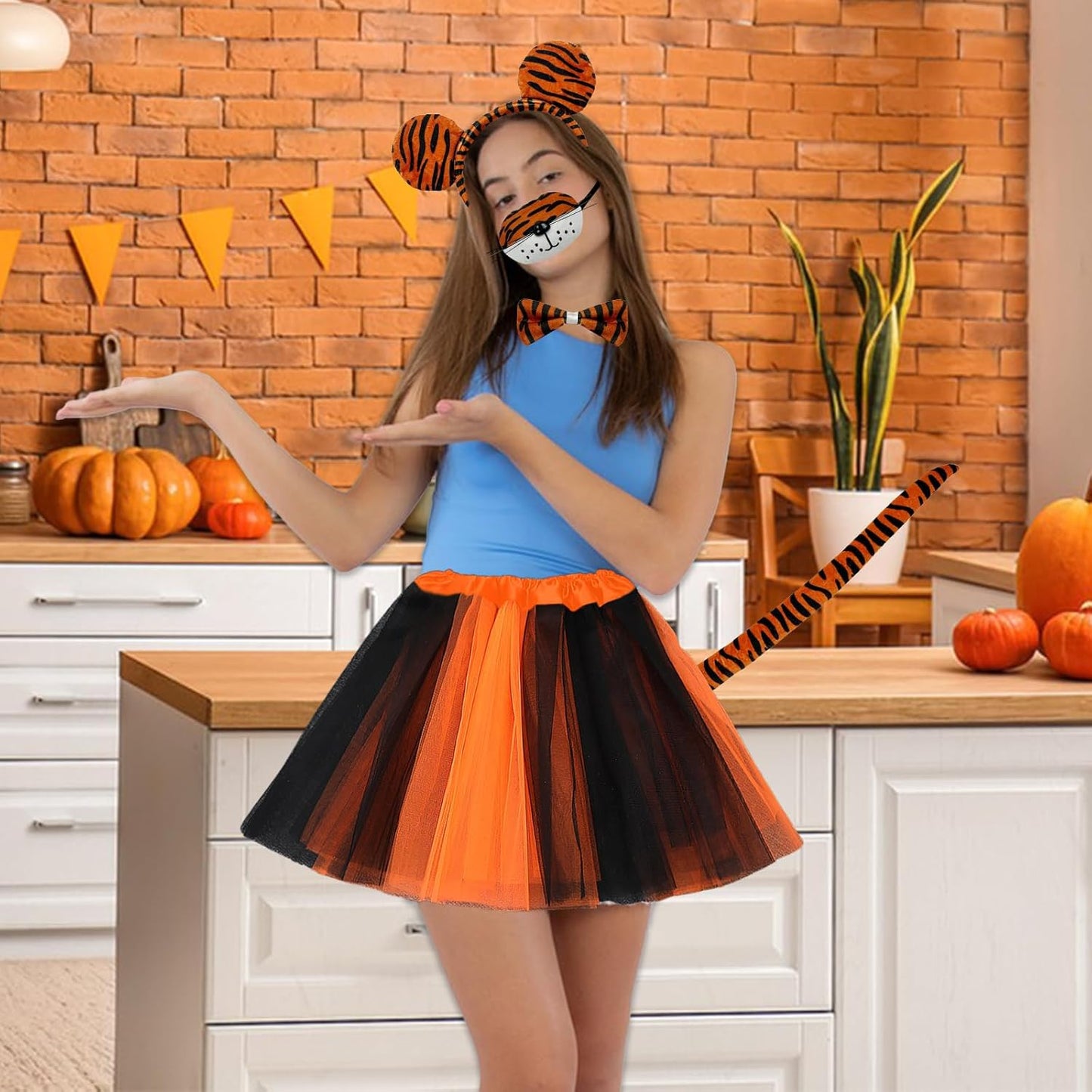 5 Pieces Tiger Costume Set, Tiger Ear Headband Tail Nose Bow Tie Tutu Skirt for Halloween Costume Cosplay Party Decoration