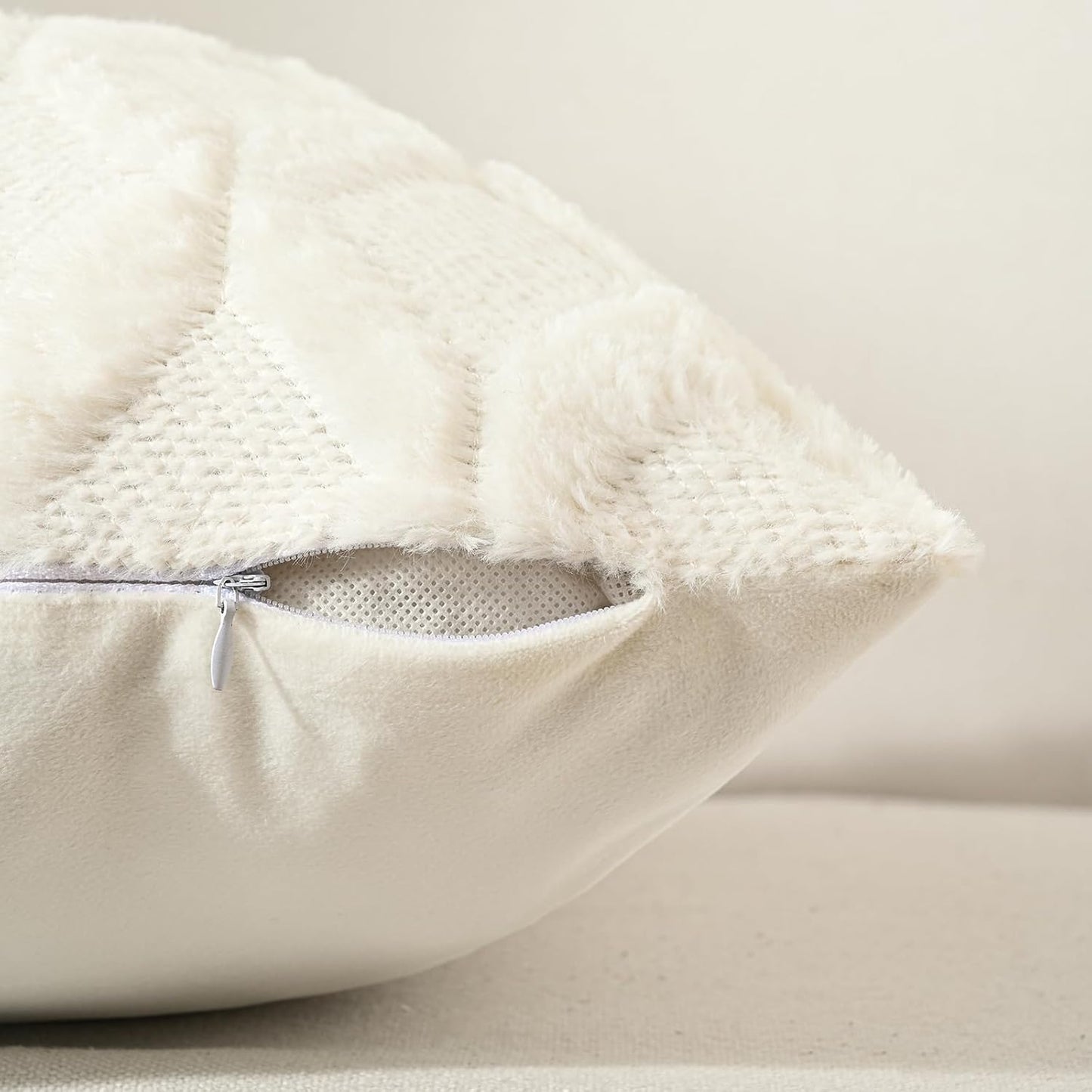 Pack of 2 Faux Wool Throw Pillow Covers 20X20 Inches Decorative Farmhouse Velvet Couch Pillow Case Soft Plush Square Boho Cushion Pillowcase, Cream Beige