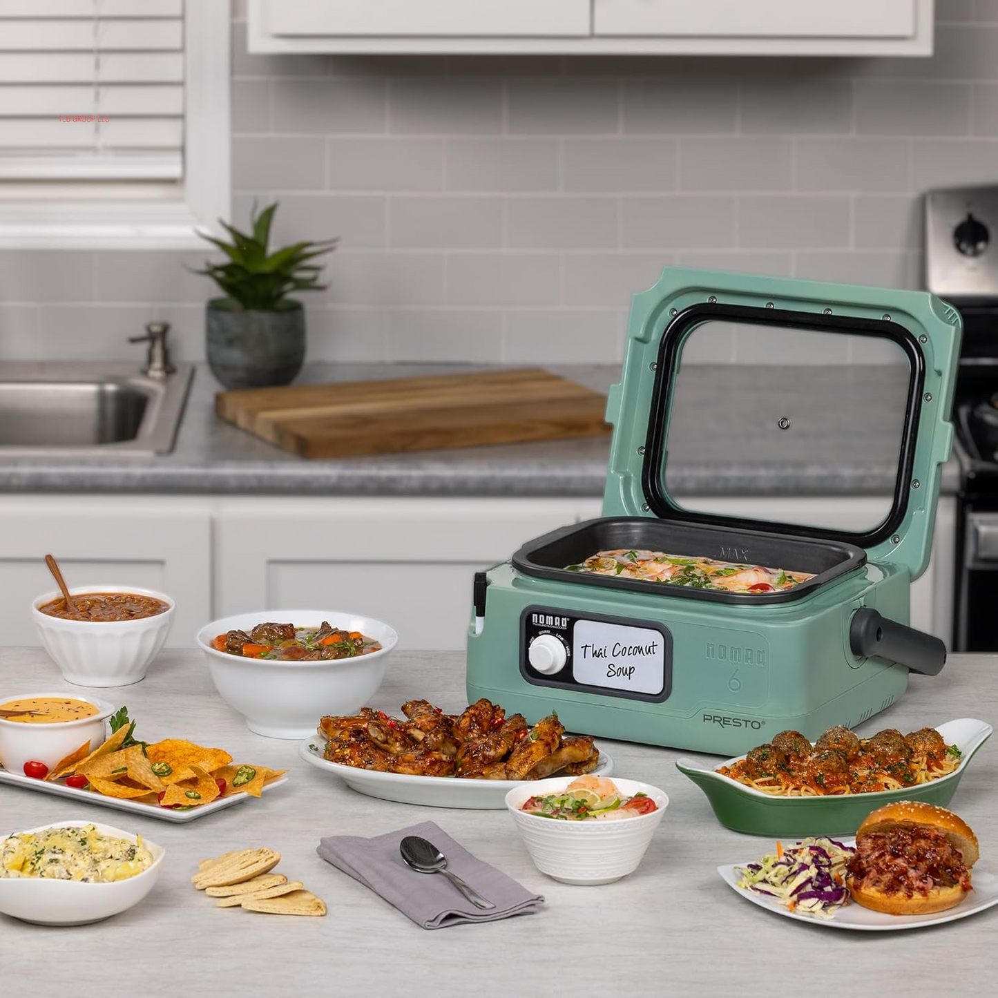 06016 6-Quart Nomad Traveling Slow Cooker, Locking Lid, Dry Erase Board, Green TRUCK DRIVER