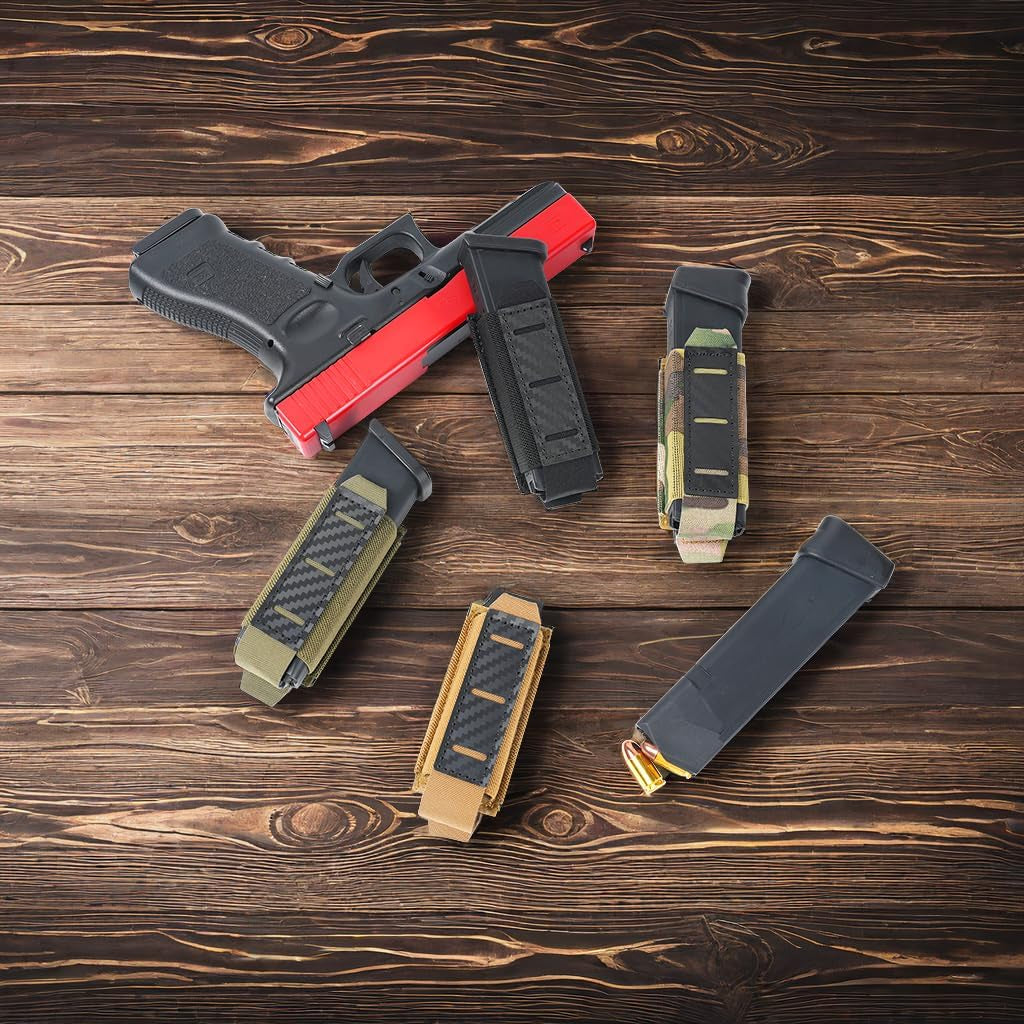 Pistol Mag Pouch 9Mm Magazine Pouches MOLLE Holder,For M1911 92F 9Mm .40 Magzines Flashlight Holster, with Carbon Fiber Patterned PP Plate Construction Single Magazines Carrier