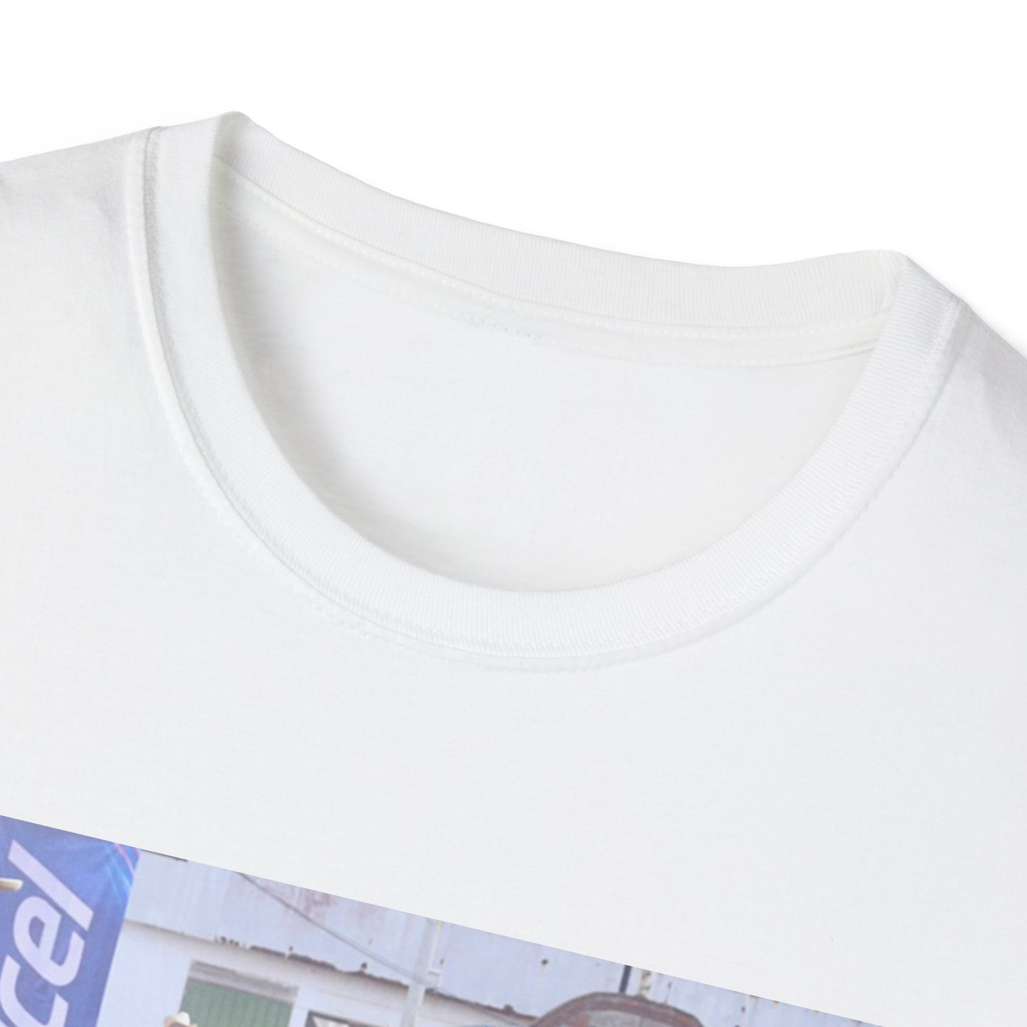 Paquita la del Barrio Unisex Softstyle T-Shirt