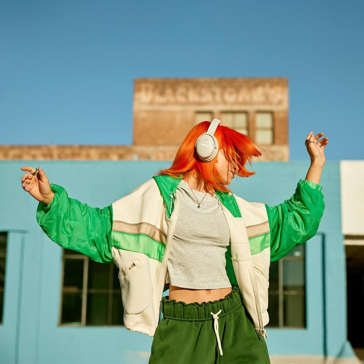 Quietcomfort Headphones with Active Noise Cancellation - Pair (White)