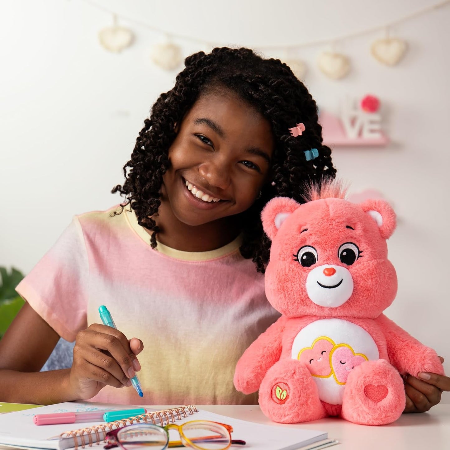 | Love-A-Lot Bear 35Cm Medium Plush | Collectable Cute Plush Toy, Cuddly Toys for Children, Soft Toys for Girls Boys, Cute Teddies Suitable for Girls and Boys Ages 4+ | Basic Fun 22084 UK UK