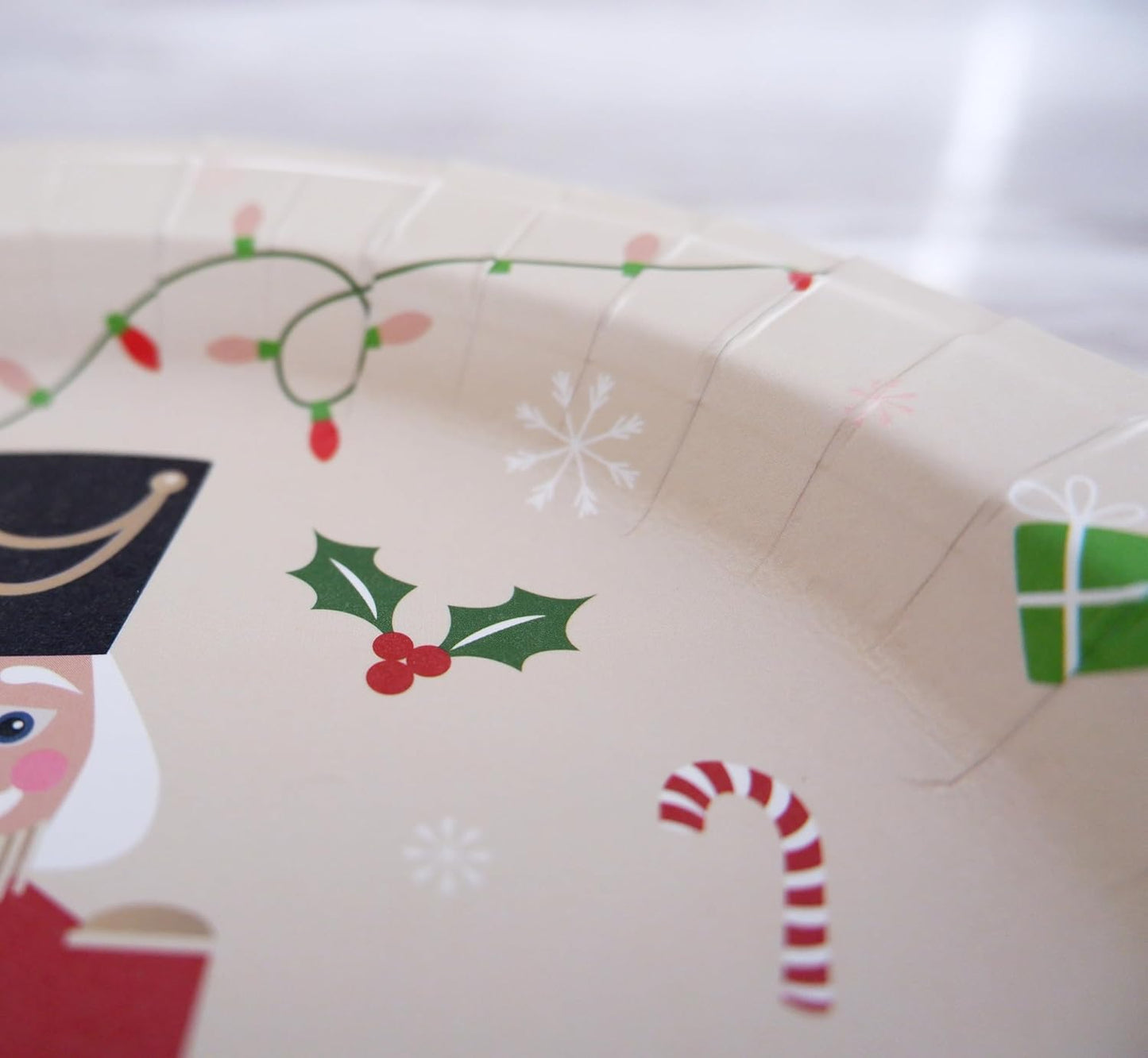 Paper Plates - 60-Count 8" X 8" Disposable Christmas Party Supply Dessert Plates in 6 Designs (Red, Green)