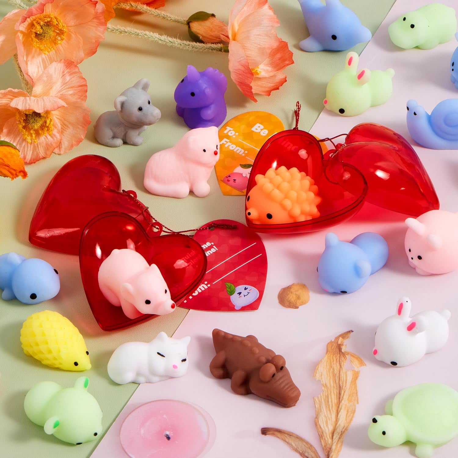 28 Mochi Squishy Toys Filled Hearts and Valentine Cards for Kids Valentine Classroom Exchange Party Favors, Kawaii Stress Relief Toys for Valentine Gift Exchange, Game Prizes and Carnivals Gift