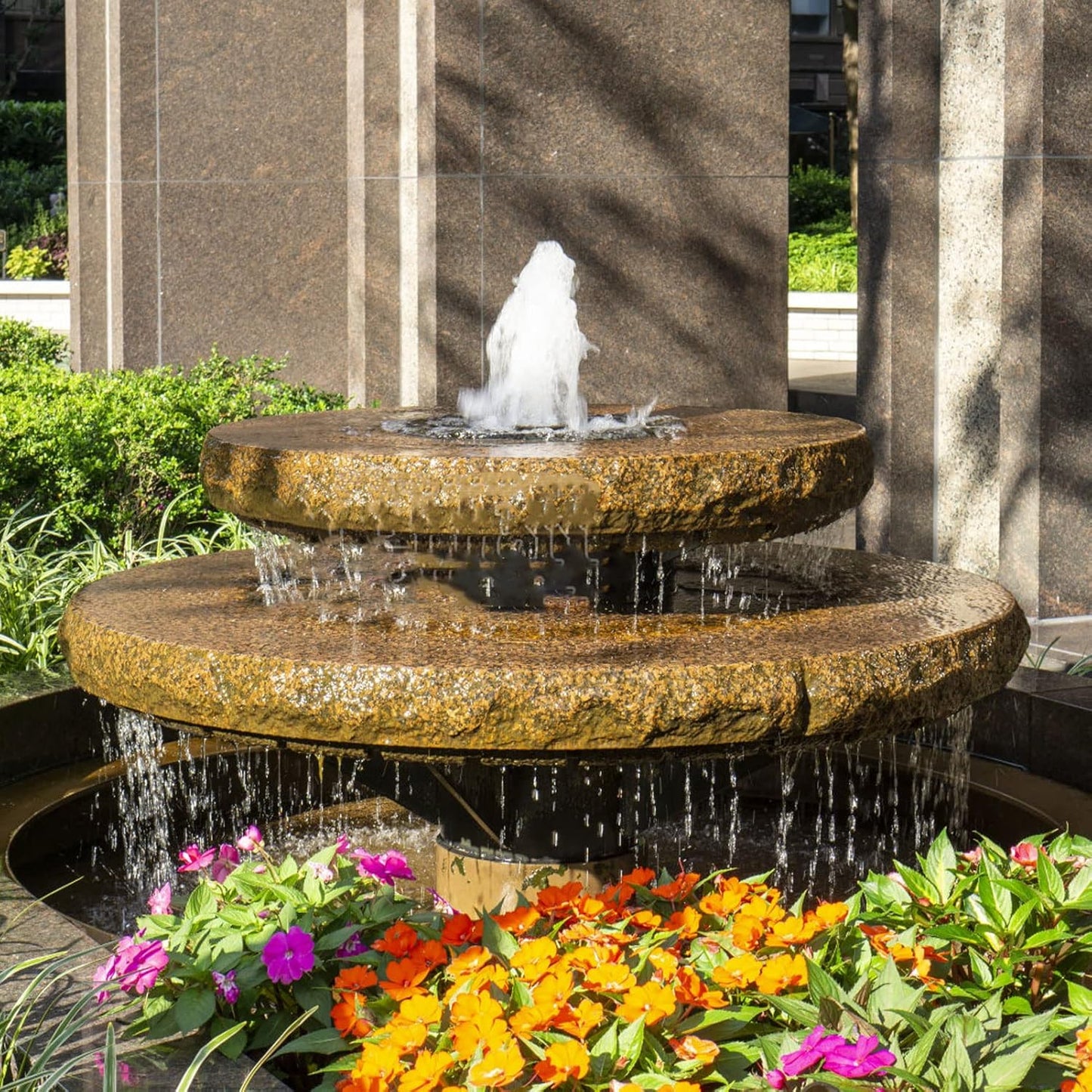 Brass Bubbling Fountain Nozzle, G1/2 Female Thread G3/4 Male Thread Spray Head Pond Sprinkler for Garden Pond Amusement Parks Library