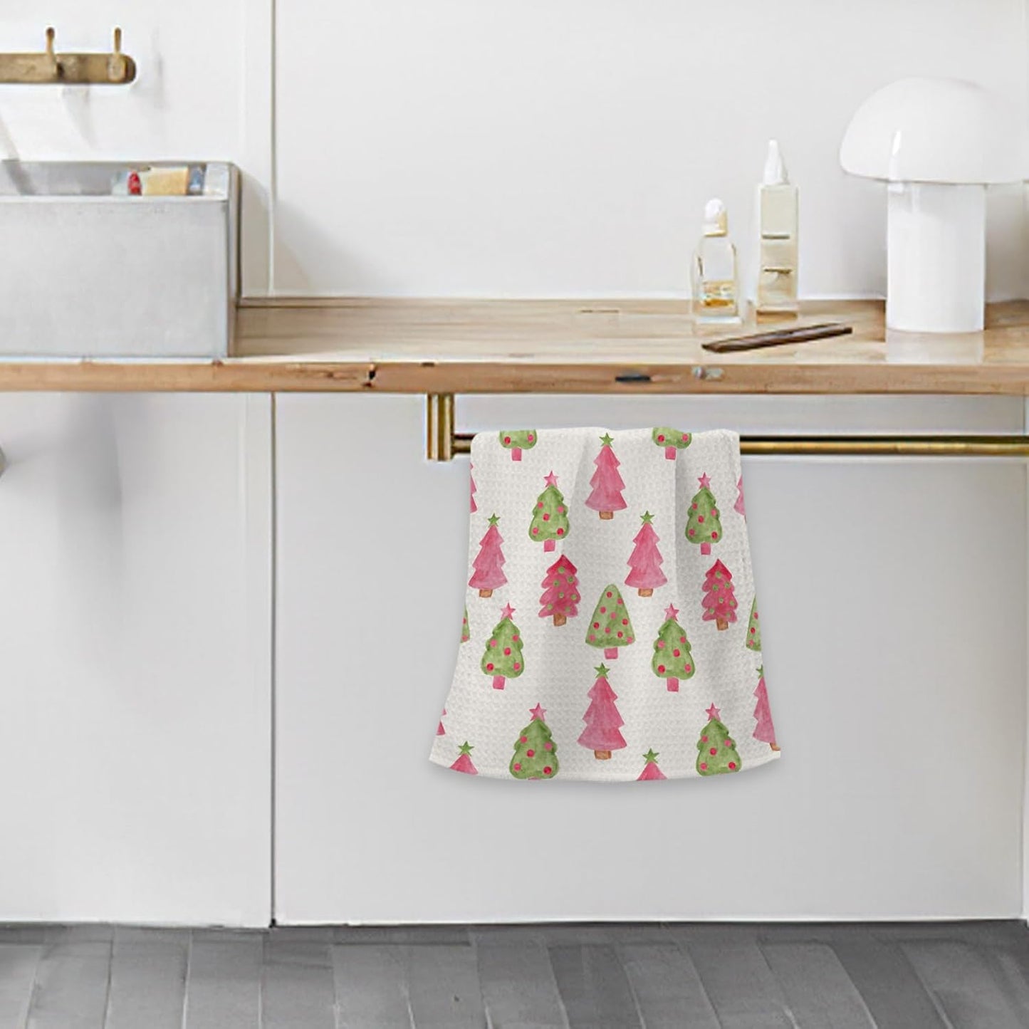 Christmas Kitchen Towels, Pink Christmas Tree Holiday Decorative Kitchen Towels, Winter Decorations for Home, Christmas Dish Tea Hand Towels for Kitchen Bathroom Decorative 16X24 Inch
