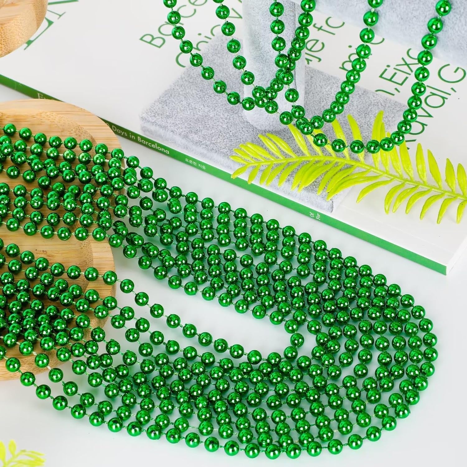 St Patricks Day Beads, 24PCS Christmas Beaded Necklace Accessories, Mardi Gras Beads Necklaces Women Men, Festival Parade Throw Accessories for Mardi Gras St. Patricks Christmas Party Wedding Supplies