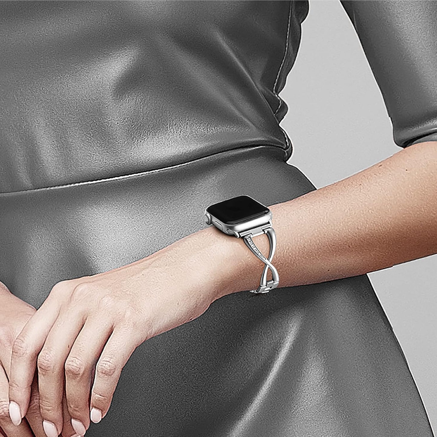 Bands Compatible with Apple Watch Band 38Mm 40Mm 41Mm 42Mm 44Mm 45Mm Iwatch SE Series 9/8/7/6/5/4/3/2/1 Women Dressy Jewelry Stainless Steel Accessories Wristband Strap
