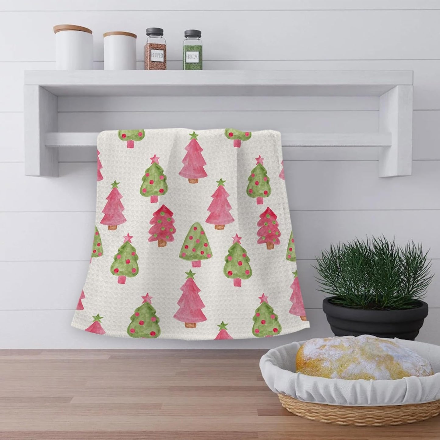 Christmas Kitchen Towels, Pink Christmas Tree Holiday Decorative Kitchen Towels, Winter Decorations for Home, Christmas Dish Tea Hand Towels for Kitchen Bathroom Decorative 16X24 Inch
