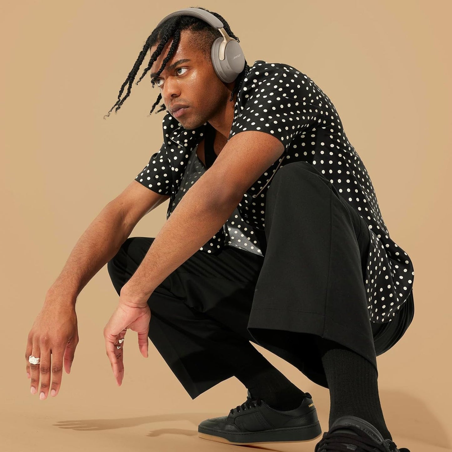 Quietcomfort Ultra Bluetooth Headphones, Wireless Headphones with Spatial Audio, over Ear Noise Cancelling Headphones with Mic, up to 24 Hours of Battery Life, Sandstone - Limited Edition Color