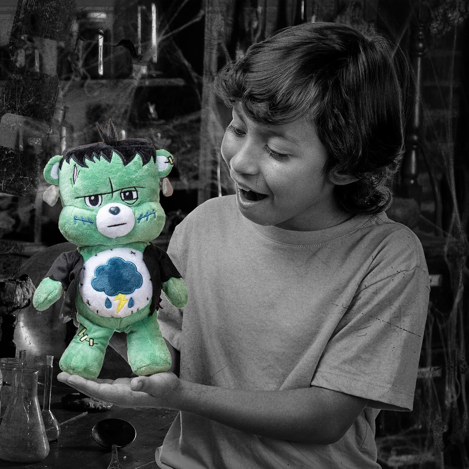Basic Fun, Grumpy as Frankenstein, Universal Monsters 22Cm Plush, Cuddly Toys for Children, Cute Teddy Bear, Suitable for Girls and Boys Ages 4+ UK