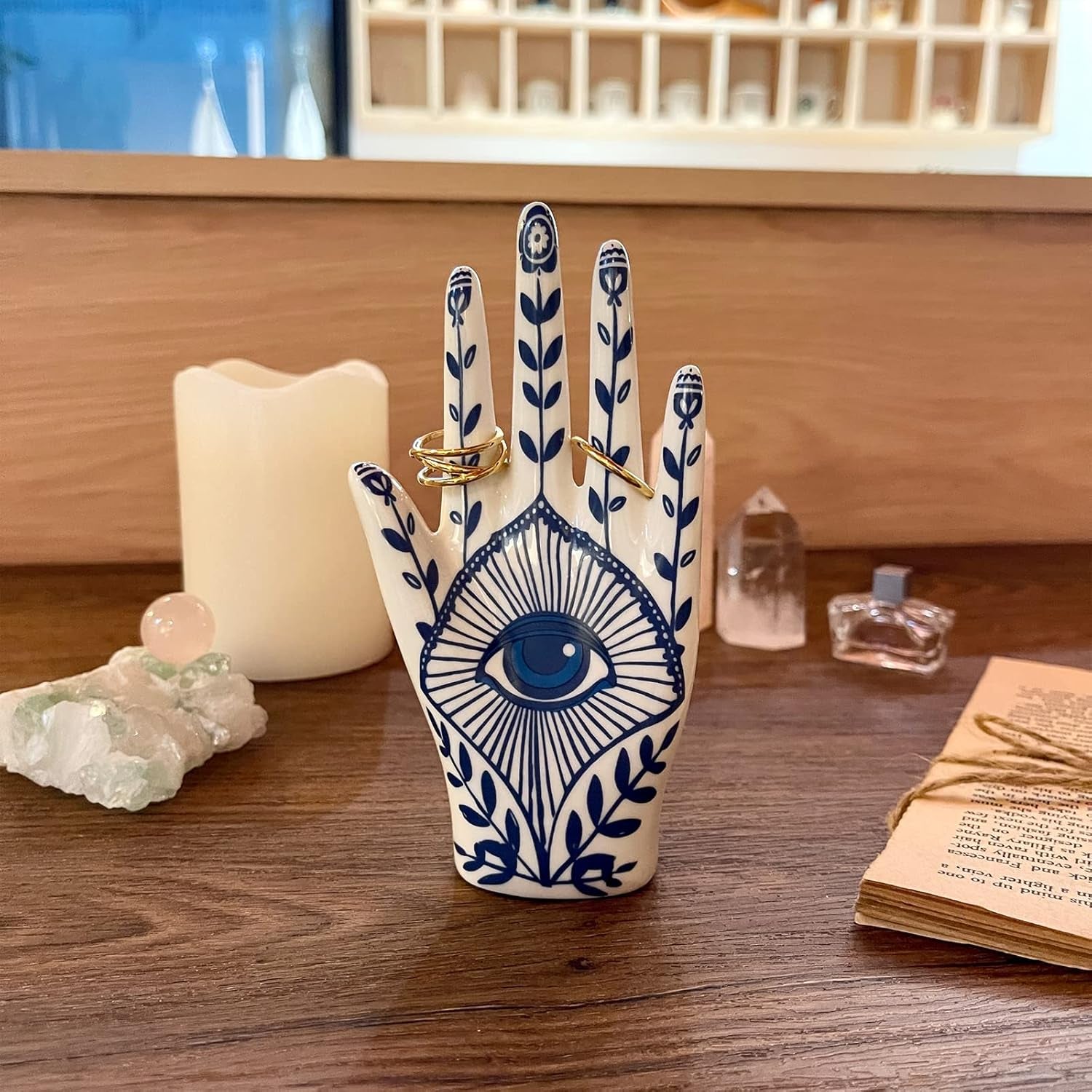 Hamsa Ring Holder Aesthetic Room Decor, Hamsa Hand with Blue Evil Eye Boho Decor Ring Stand Ring Organizer, Preppy Room Decor for Bathroom Bedroom, Hamsa Gifts for Women Home Decor