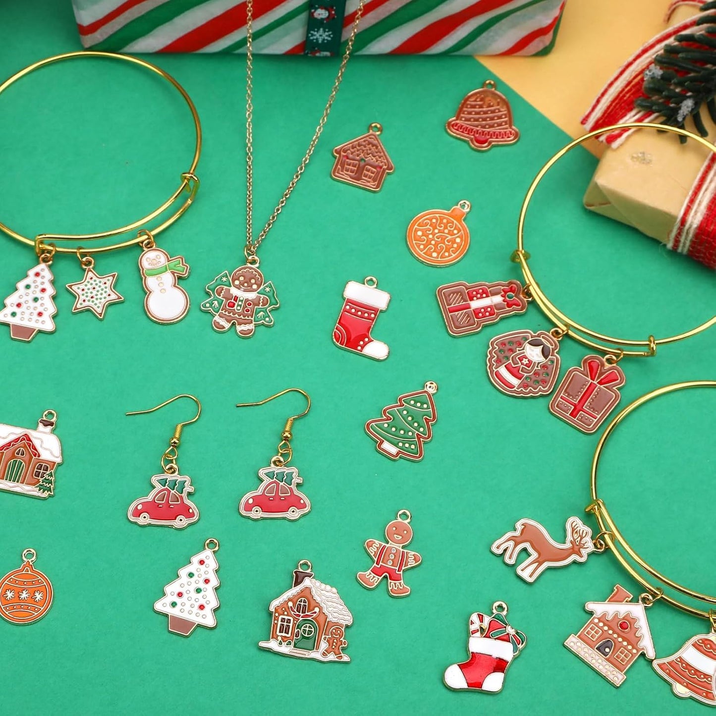 110Pcs/55 Pairs Christmas Charms, Christmas Charms for Jewelry Making, Christmas Gingerbread Man Charm Holiday Gold Enamel Pendants for DIY Bracelet Necklaces Earrings Craft Supplies