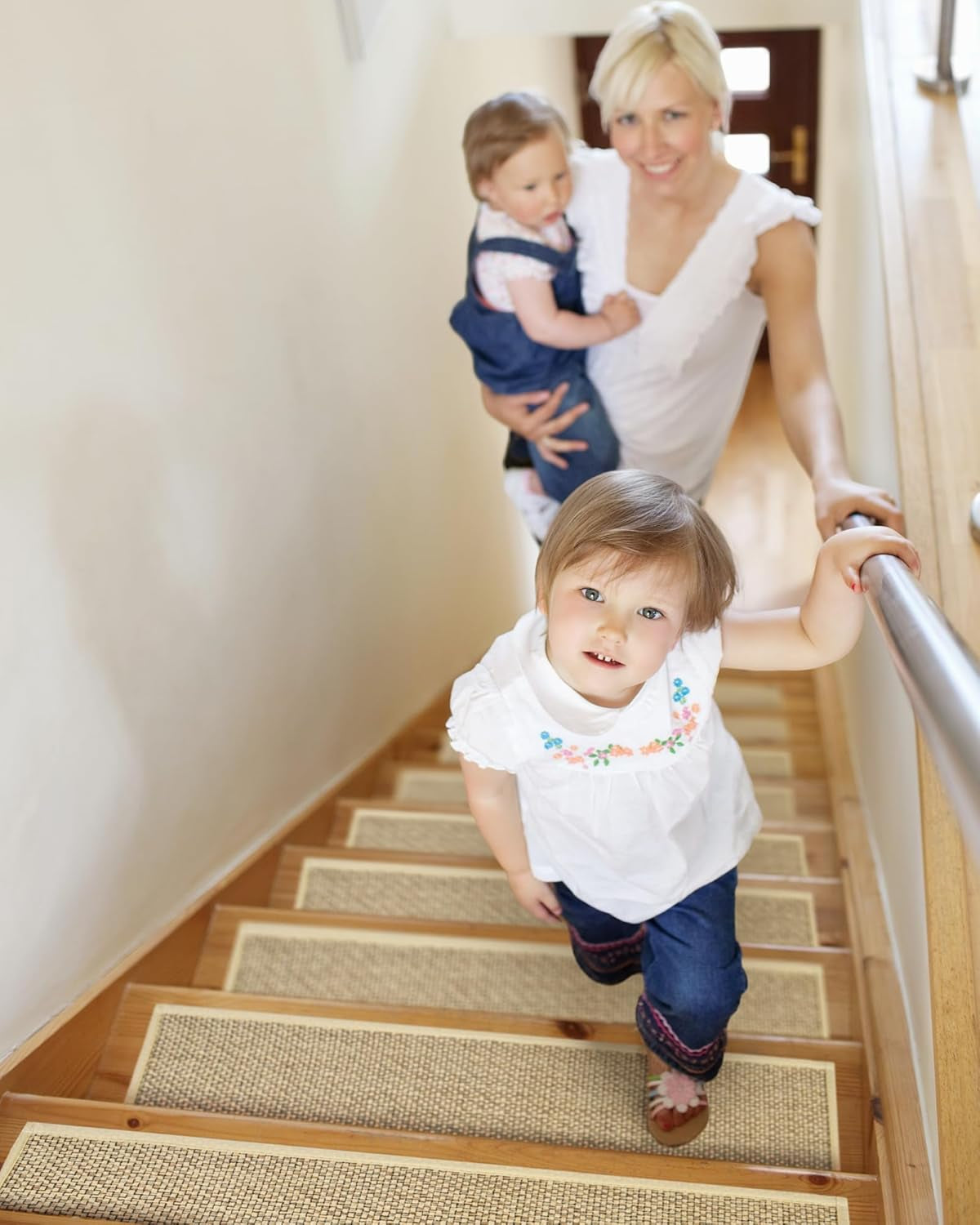 Stair Treads Non-Slip, Stair Runners for Wooden Steps, 8"X30", Stair Carpet Treads, Stair Rugs for Kids and Dogs,15Pcs, Rubber Backing Stair Covers for Wood Stairs, Stair Mats, Beige