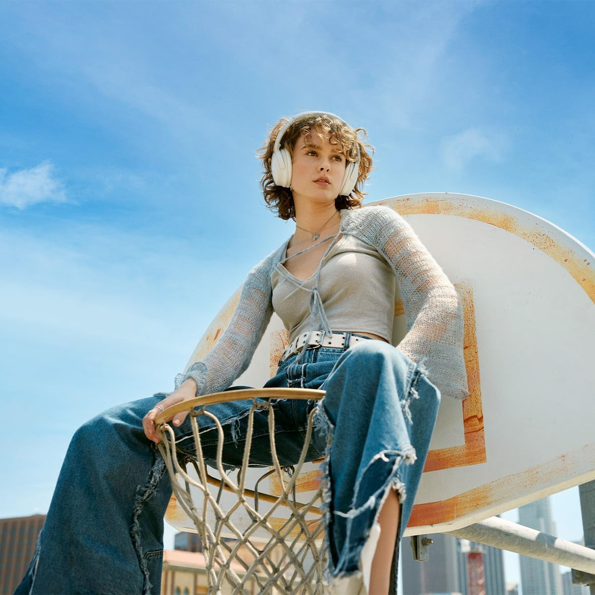 Quietcomfort Headphones with Active Noise Cancellation - Pair (White)