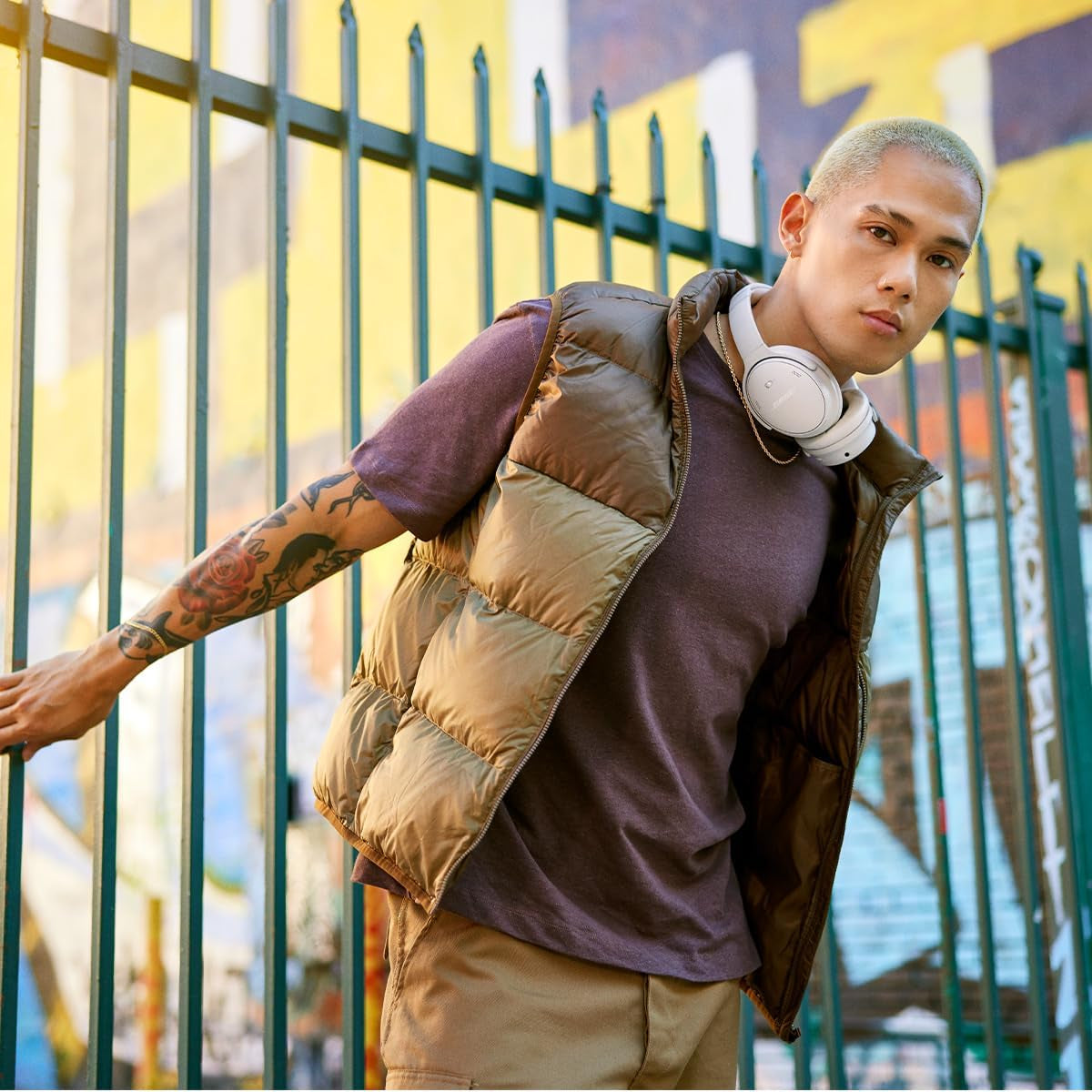 Quietcomfort Headphones with Active Noise Cancellation - Pair (White)