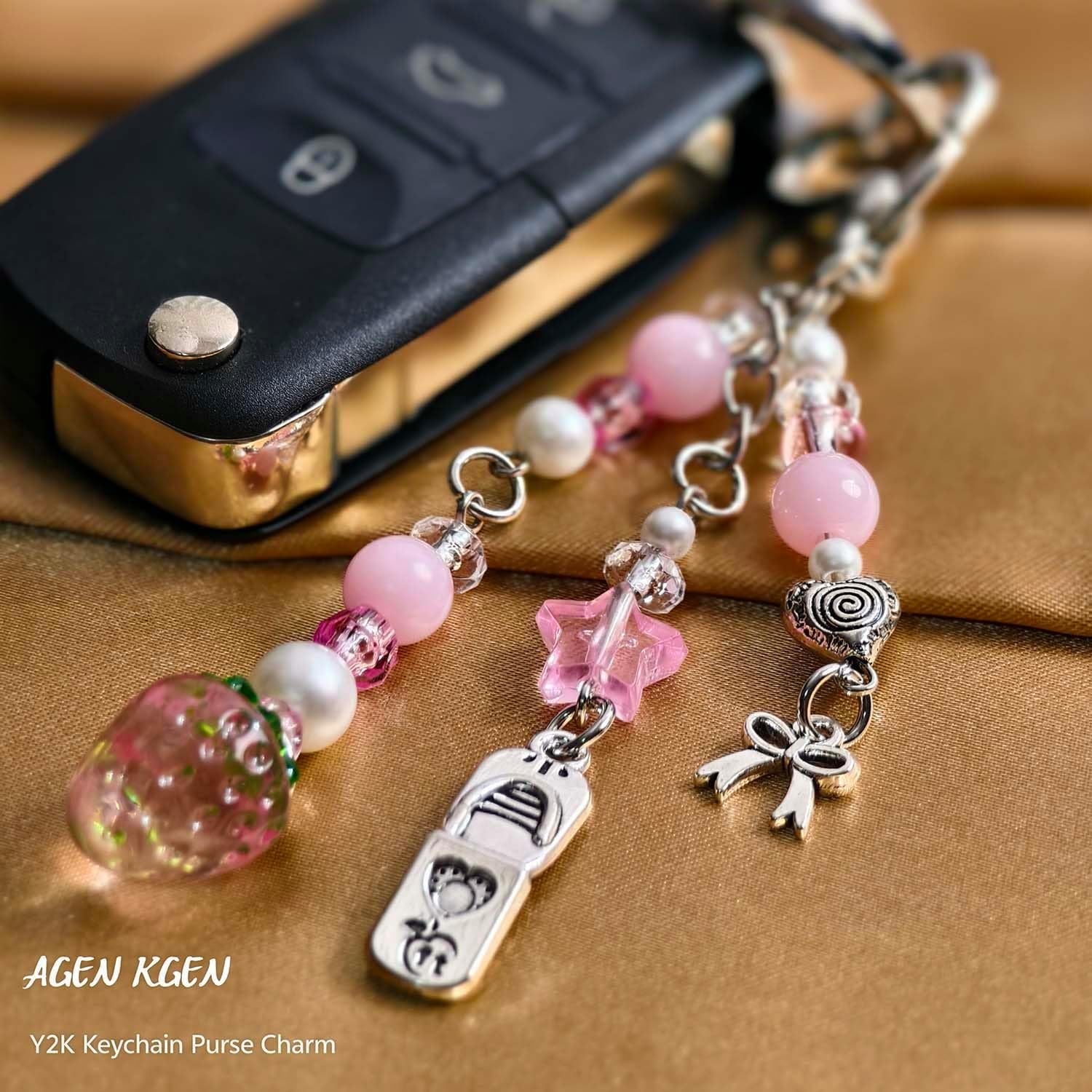 Novelty Keychains Aesthetic Y2K Keychain Charms Stylish Keychains Accessories for Women Bag Purse Gifts