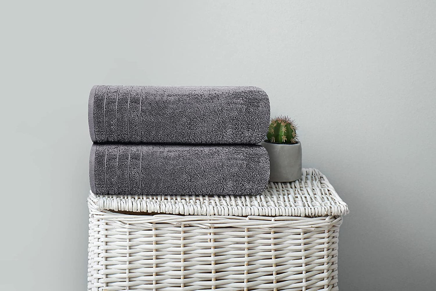Pack of 4 Extra Large Bath Towels 30 X 60 Inches, 100% Cotton, Larger & Lighter, Quicker to Dry, Lighter Weight, Super Soft and Absorbent, Perfect Bathroom Towels (Dark Grey)