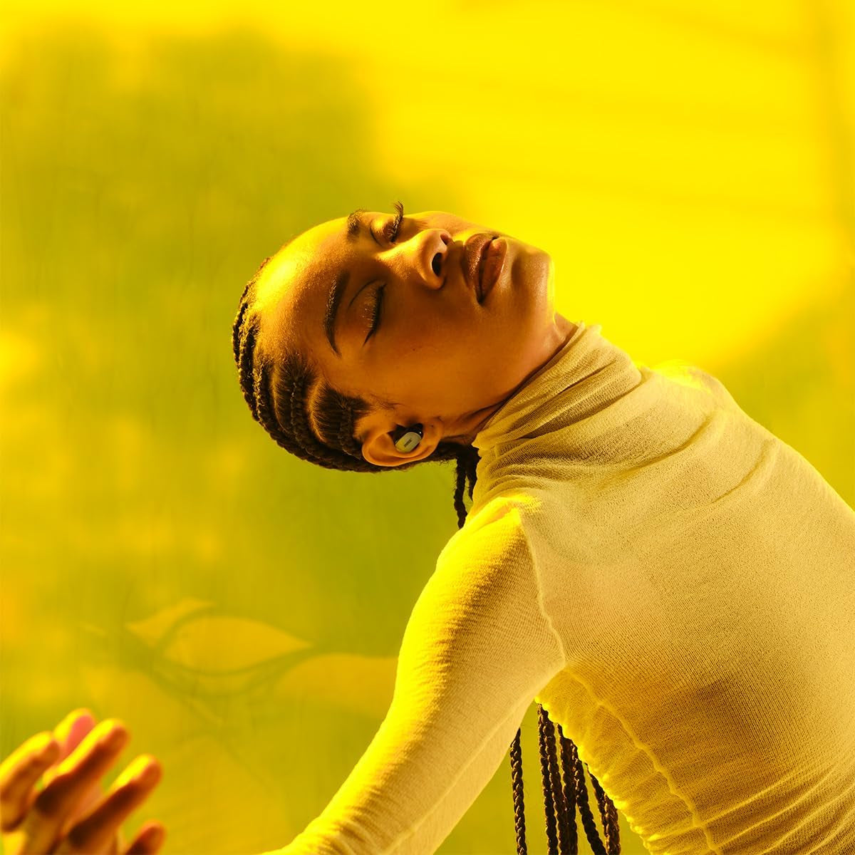 Quietcomfort Ultra Wireless Noise Cancelling Headphones with Quietcomfort Ultra Wireless Noise Cancelling Earbuds (Black)