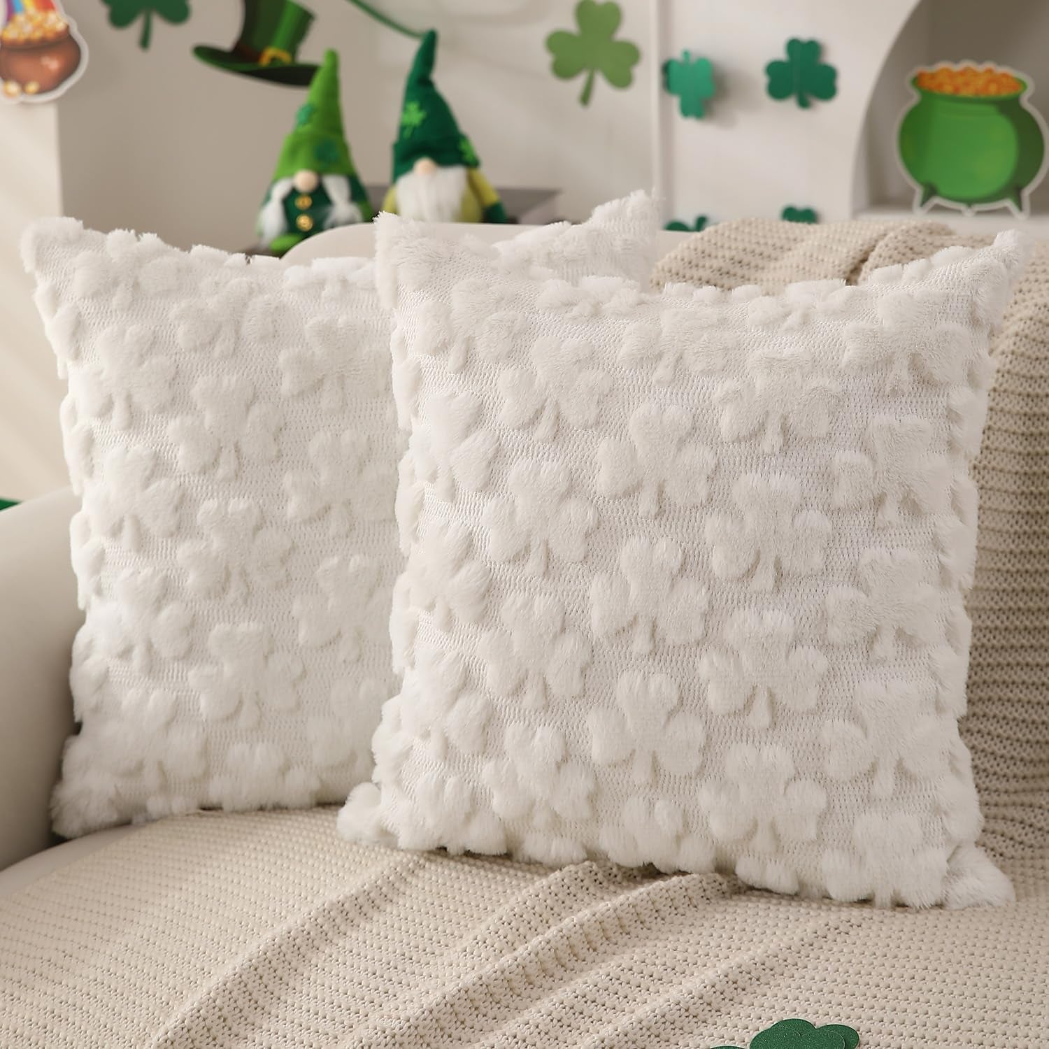 St Patricks Day Pillow Covers 18X18 Inch Set of 2 St Patricks Day Decorations Green Shamrock Soft Plush Faux Fur Jacquard Throw Pillows for Bedroom Sofa Holiday Festivals Home Decor PTK022A18