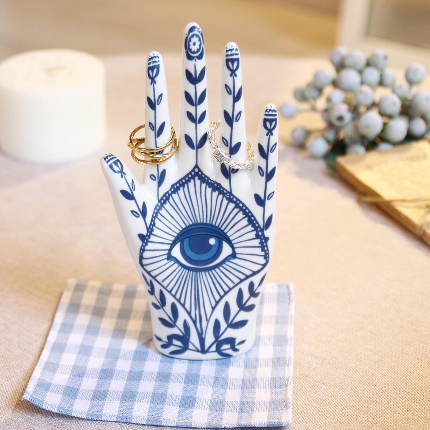 Hamsa Ring Holder Aesthetic Room Decor, Hamsa Hand with Blue Evil Eye Boho Decor Ring Stand Ring Organizer, Preppy Room Decor for Bathroom Bedroom, Hamsa Gifts for Women Home Decor