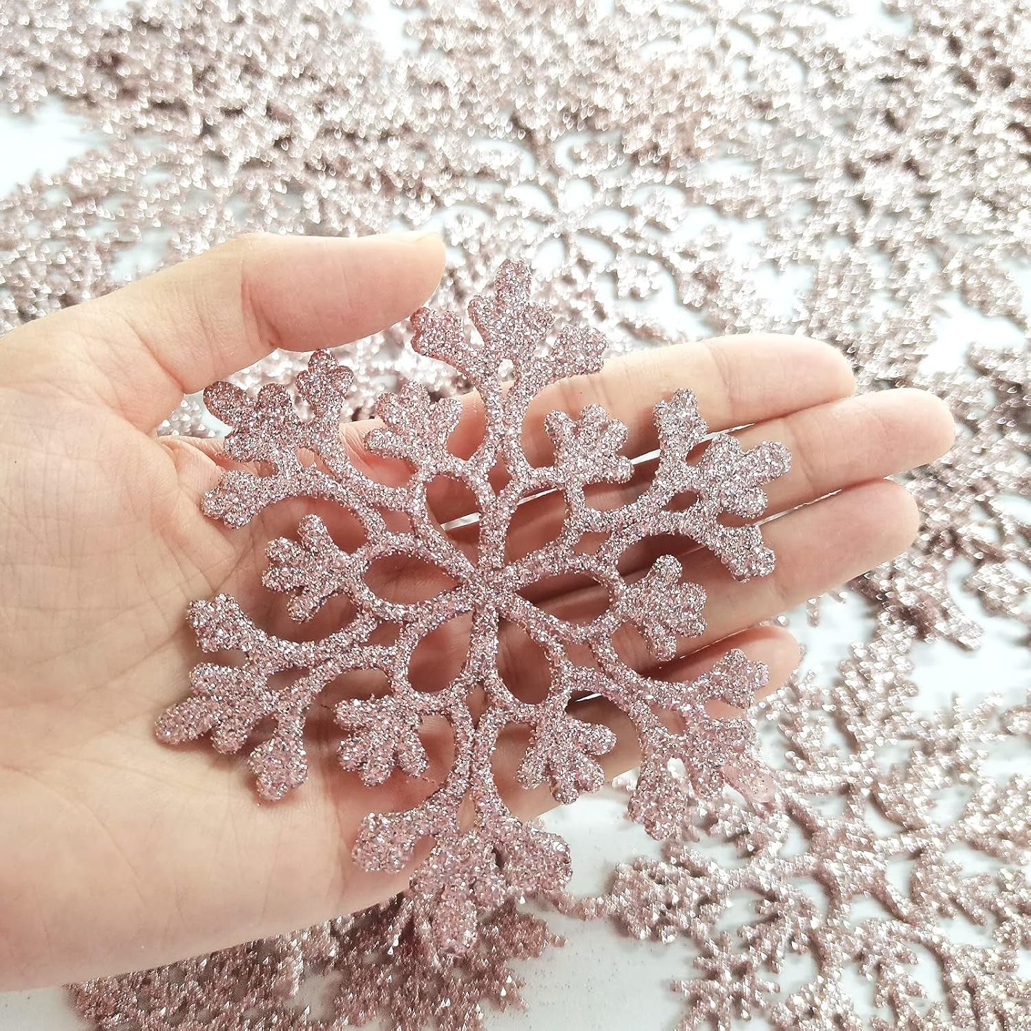 36Pcs Christmas Rose Gold Snowflake Ornaments Plastic Glitter Snow Flakes Ornaments for Winter Christmas Tree Decorations Size Varies Craft Snowflakes