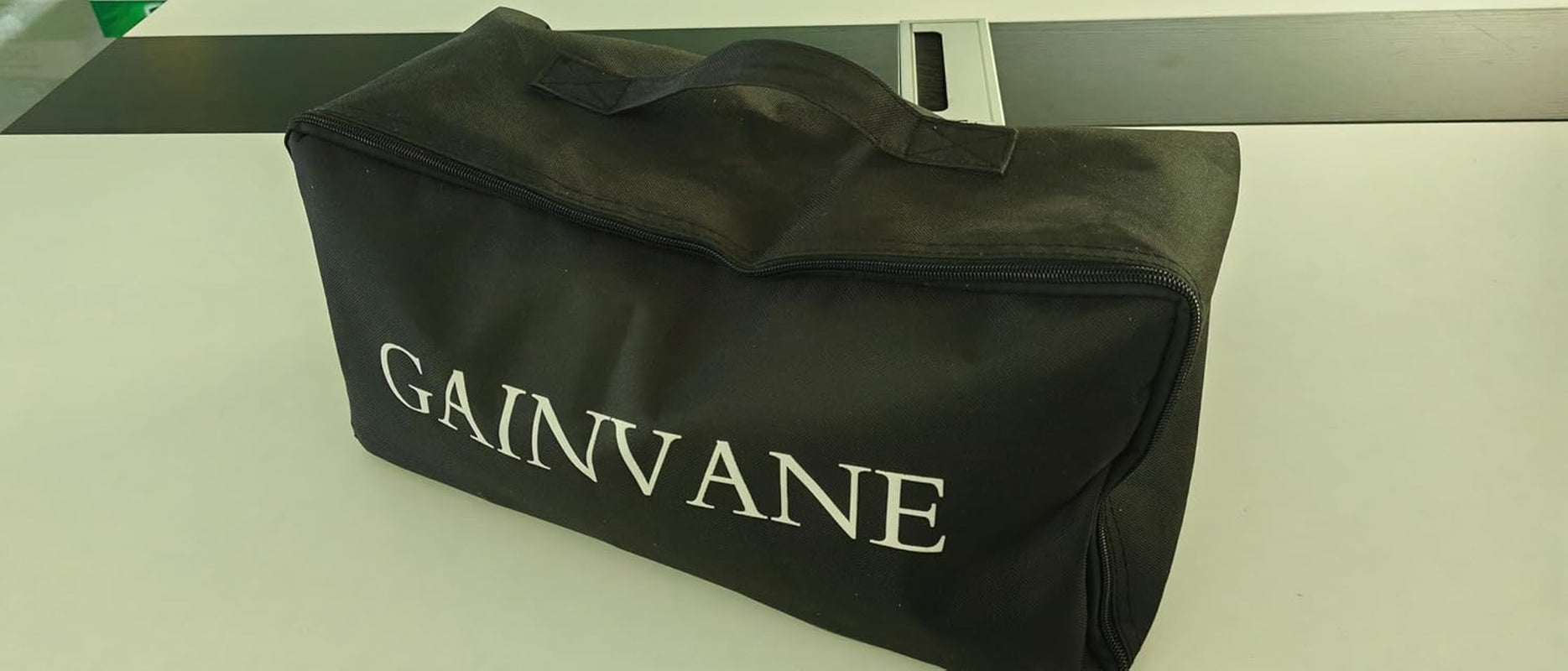 Projector Screen and Stand, 120 Inch Portable Projector Screen Indoor Outdoor Projection Screen 16:9 4K HD Wrinkle-Free Light-Weight Movie Screen with Carry Bag for Backyard Movie Night