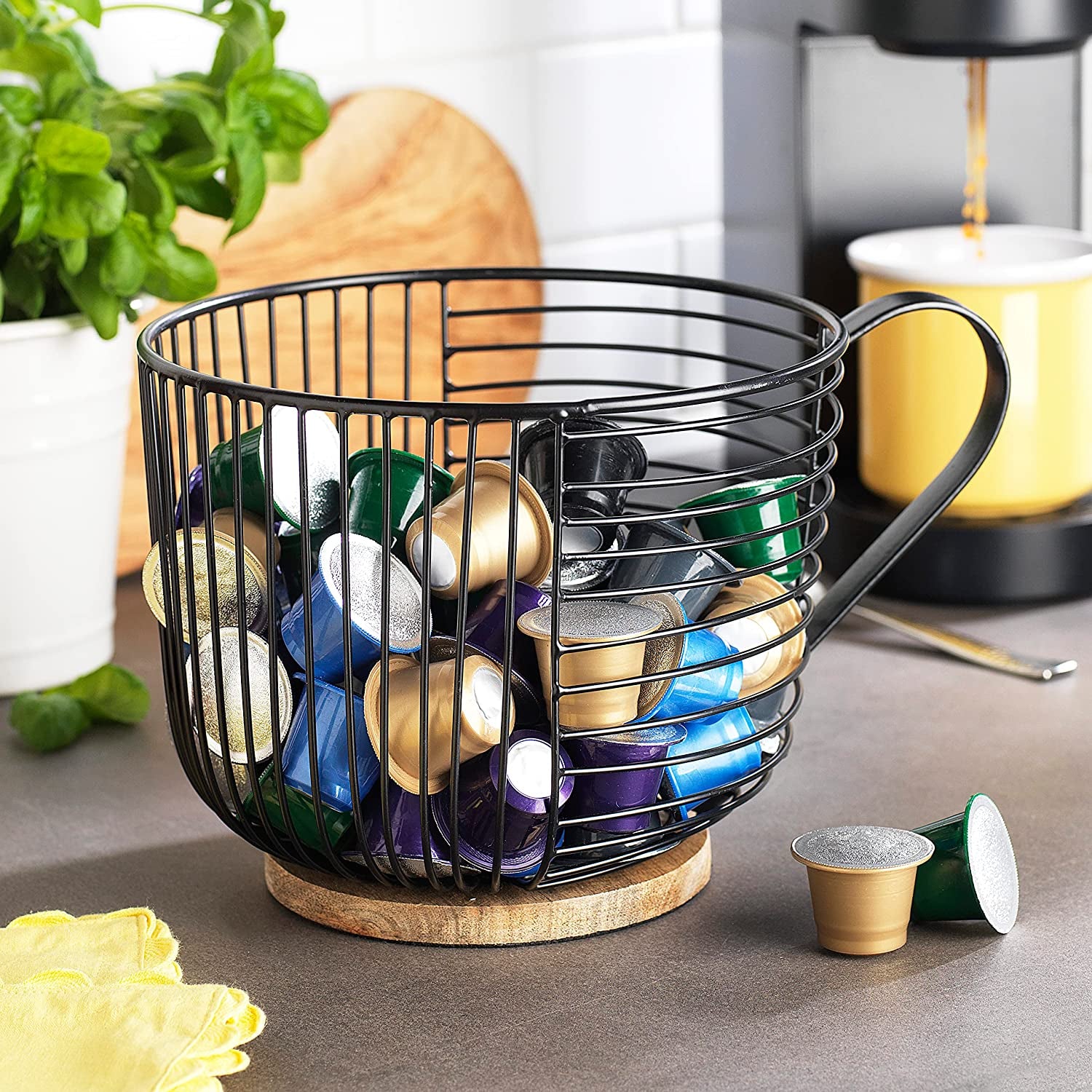 K Cup Holder Organizer, Sturdy Coffee Pod Holder Organizer, 35 Kcup Large Capacity Storage Basket for Kitchen Counter and Office Desktop (Circular Grid)