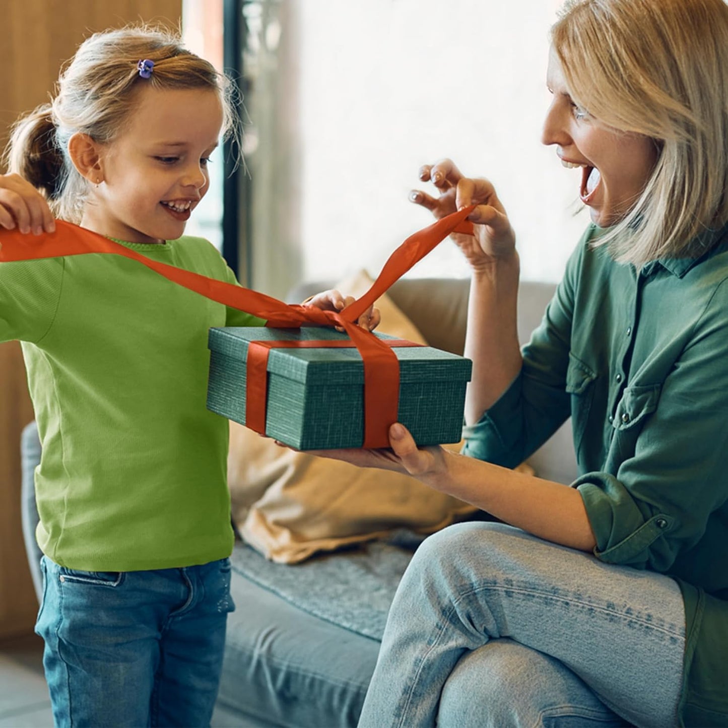 Mini Projector for Phone, Portable Small 1080P Full HD Supported for Ios/Android/Laptop, Videoprojector Y3 Compatible with Fire Stick, HDMI, USB, PS5, Xbox