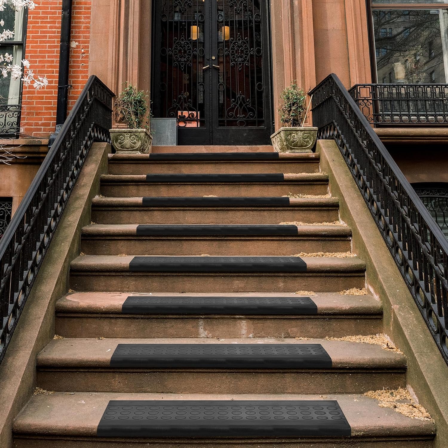 Indoor/Outdoor Hose-Wash Coin Design Non-Slip Rubber 10" X 30" Modern Stair Treads for Stairs, Garage, Patio, 5 Pack, Black Coin