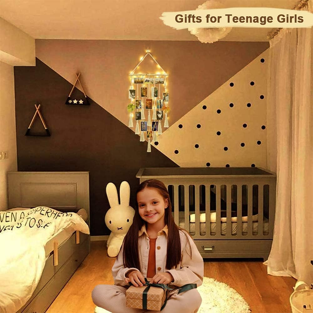 Hanging Photo Display Wall Decor, Macrame Wall Hanging Boho Room Bedroom Decor, Picture Frame Collage Board with Light 30 Clip, Christmas Teenage Teen Girl Gifts Ages 10 11 12 13 14 Years Old