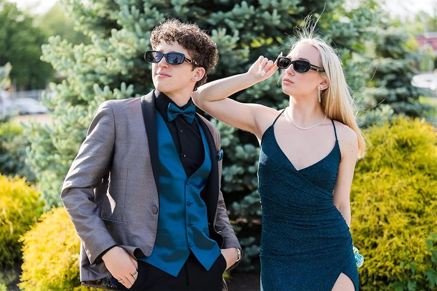 Rectangle Sunglasses for Women Men Retro 90S Sunglasses Womens Trendy Rectangular Sun Glasses Y2K Unisex Stylish 2025