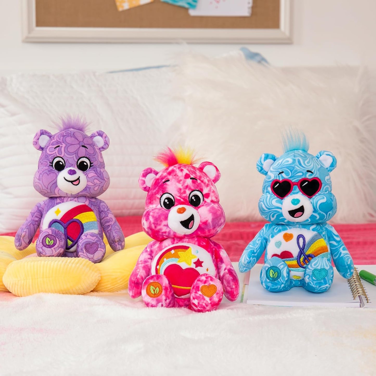 Care Bears , Peaceful Heart Bear 22Cm Bean Plush , Collectable Cute Plush Toy, Cuddly Toys for Children, Soft Toys for Girls and Boys, Cute Teddies Suitable for Girls Boys Ages 4+ ,  99319 UK