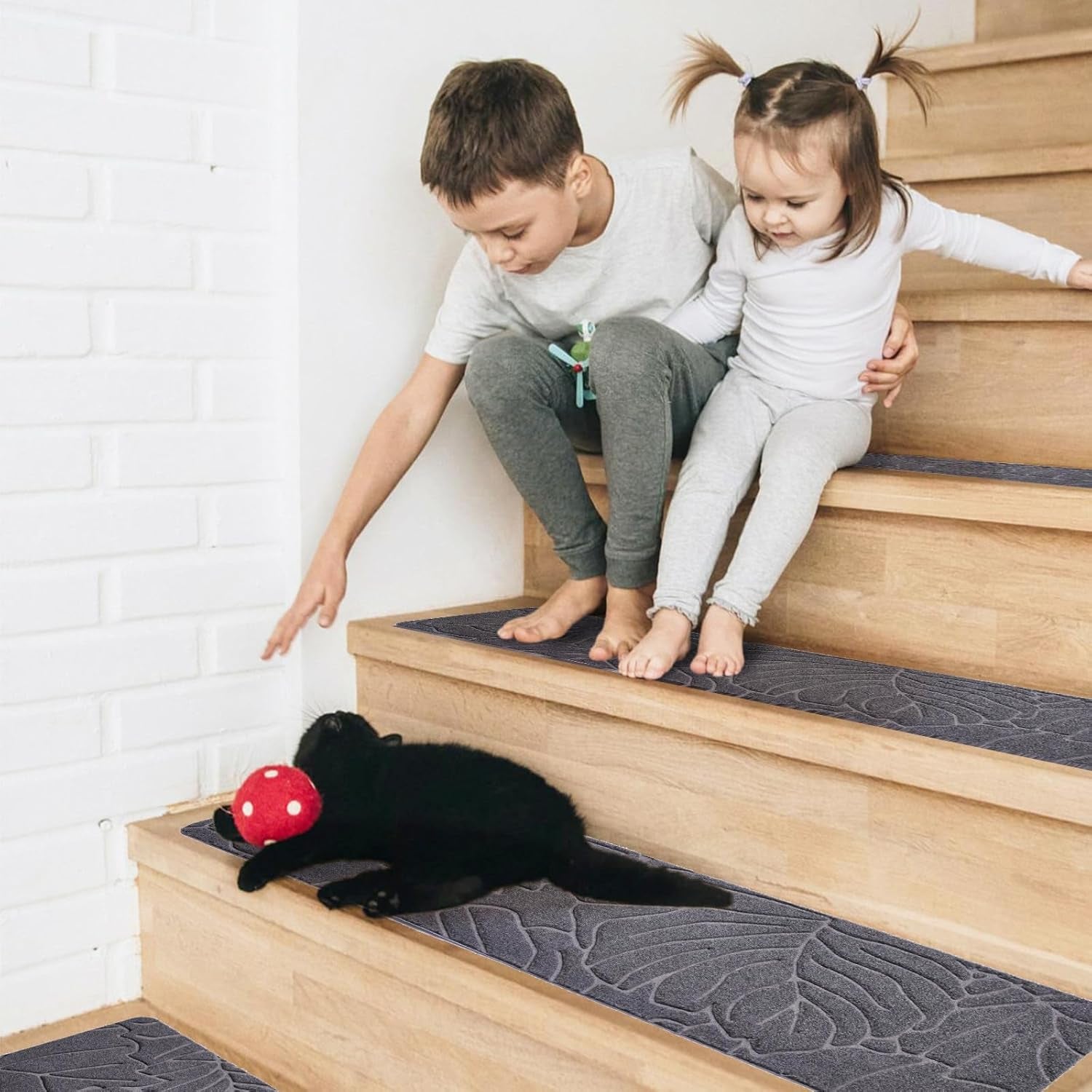 Stair Treads for Wooden Steps, 8" X 30" Non Slip Carpet Stair Treads Set of 15 Indoor Carpet Mat Stair Runners Stair Rugs for Kids Elders and Pets with Reusable Adhesive, Grey