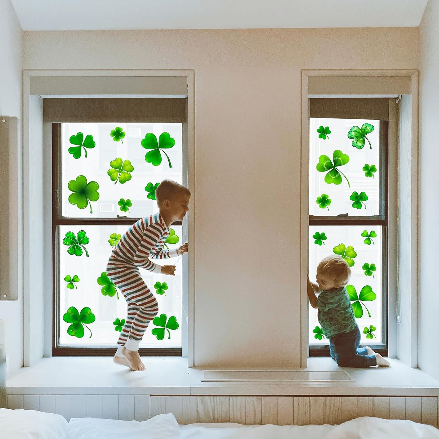 St Patricks Day Window Clings, Shamrock Stickers for St Patricks Day Decorations, 150Pcs Reusable Static Spring Window Clings Decor