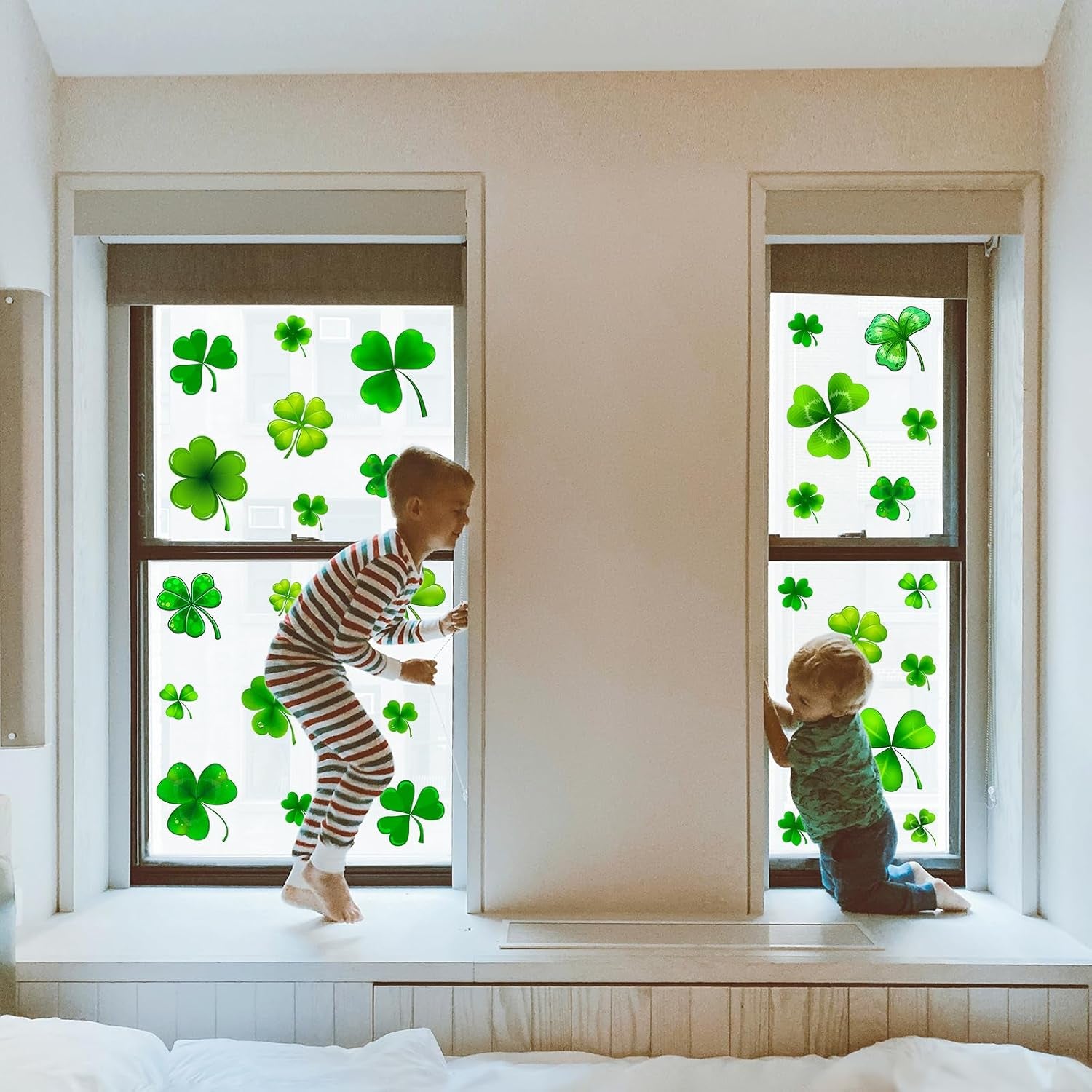 St Patricks Day Window Clings, Shamrock Stickers for St Patricks Day Decorations, 150Pcs Reusable Static Spring Window Clings Decor