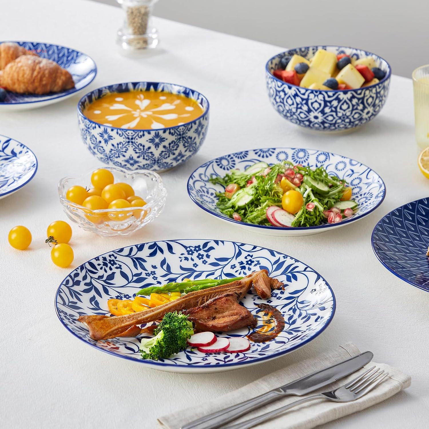 SELENE Plates and Bowls Set for 4, 12 Pieces Dinnerware Sets, Mircowave and Dishwasher Safe Dishes Set, Porcelain Blue Kitchen Set