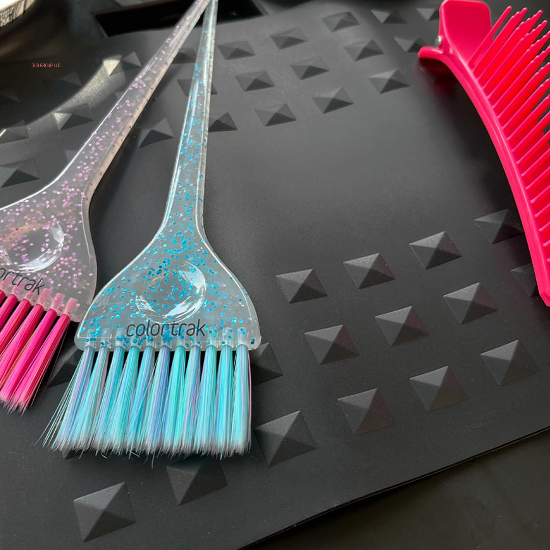 Heat-Resistant Styling Station Mat, Silicone Mat Prevents Work Surfaces from Heat Damage of Styling Tools, Prevent Tool from Falling or Slipping, Black, 9 X 11 Inches