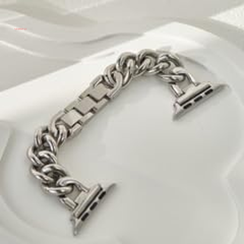 Silver Stainless Steel Chain Watch Band for Apple Watch 7/8/9,Compatible with 45Mm - Elegant & Durable Replacement Strap