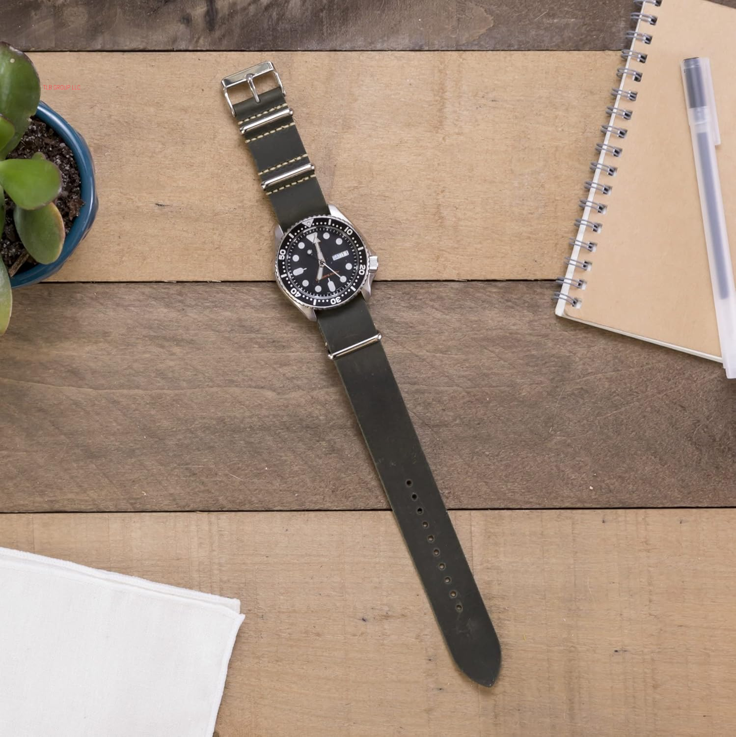 Benchmark Leather Watch Band - Crazy Horse Oiled Leather One-Piece Watch Straps for Men or Women - 18Mm, 20Mm, 22Mm or 24Mm Widths