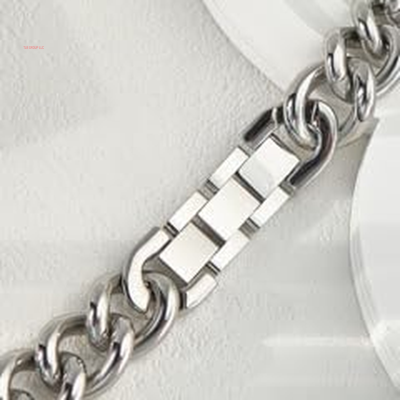 Silver Stainless Steel Chain Watch Band for Apple Watch 7/8/9,Compatible with 45Mm - Elegant & Durable Replacement Strap