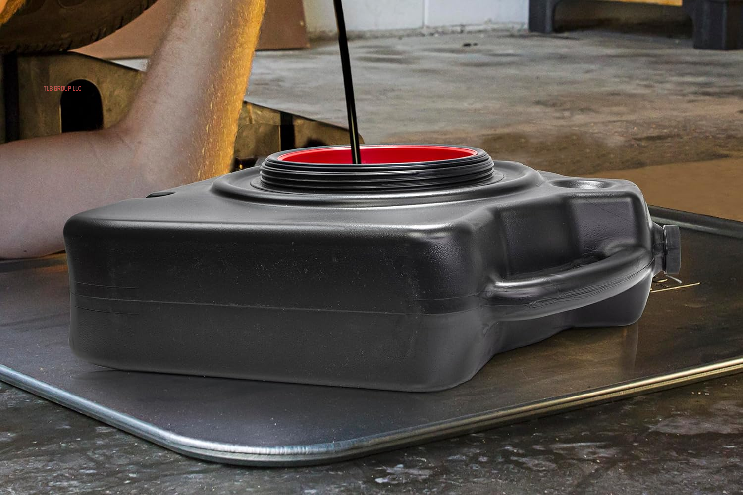 Black LX-1632 15 Quart Drainmaster Pan and Waste Storage. Ideal for Oil Recycling, Drain Direct-No Oily Tub, Funnel, Mess to Clean-Up on Top or Side