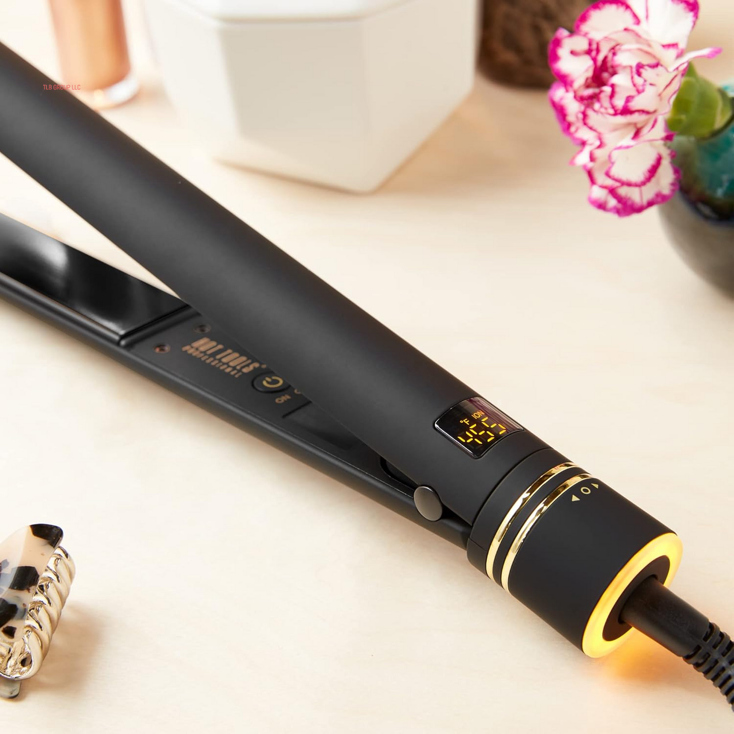 Pro Artist Black Gold Evolve Ionic Salon Hair Flat Iron | Long-Lasting Finish for Straightening Hair, (1-1/4 In), HT7123BG